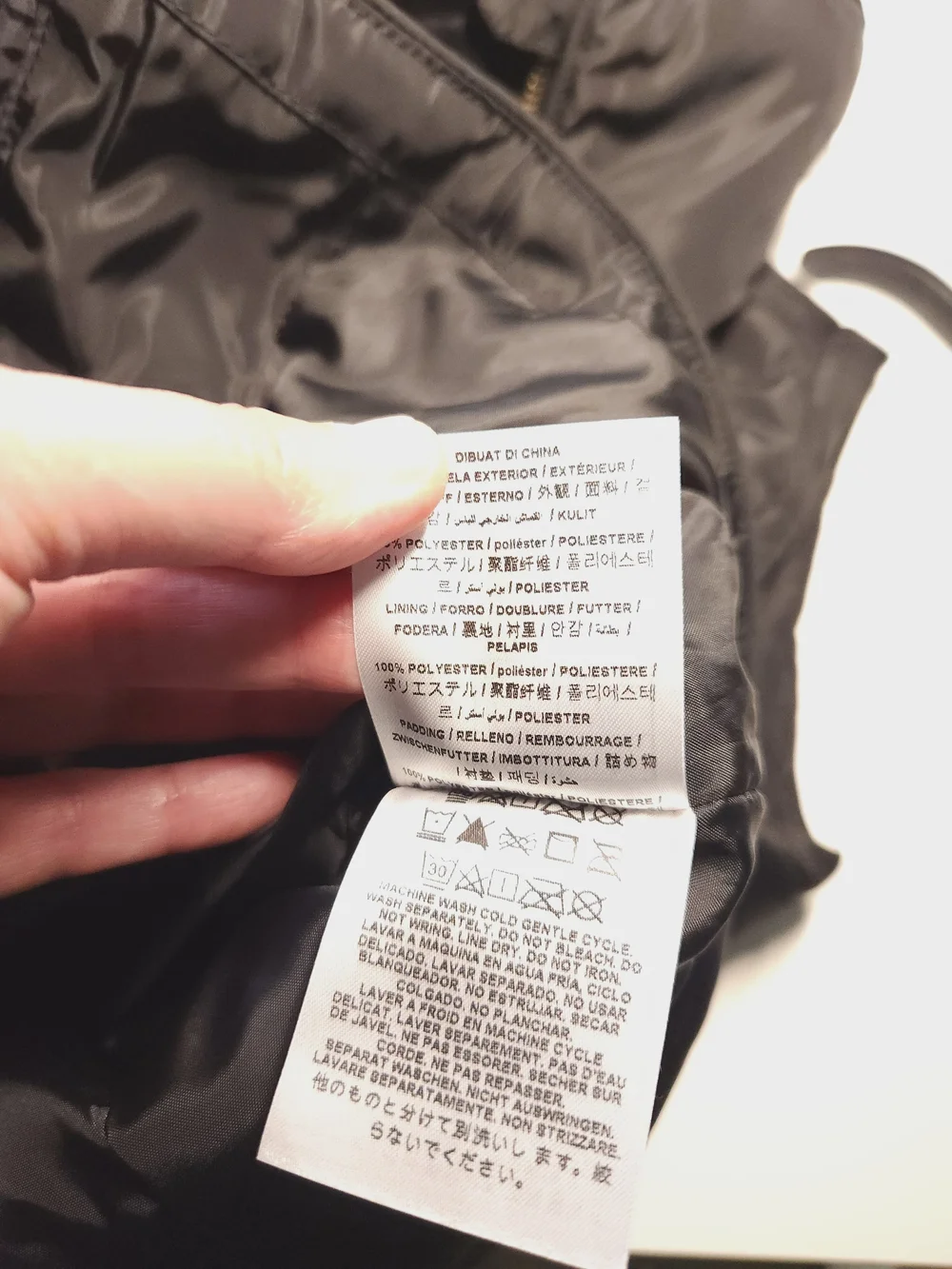 Guess Girls Black Quilted Puffer Vest - Zip Up Size 12, Gold Hardware